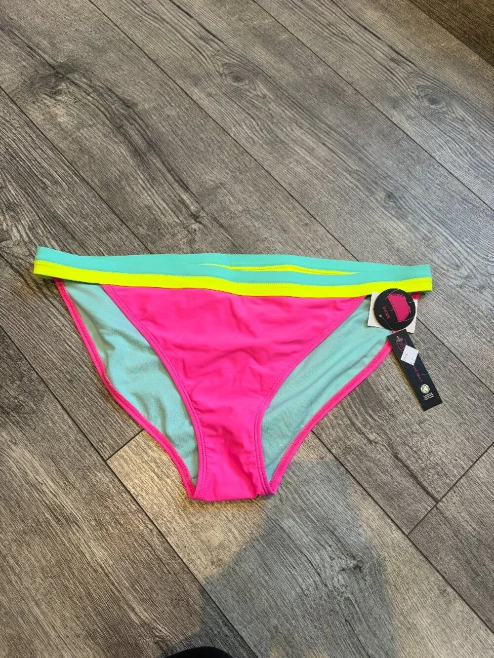 NWT No Boundaries NOBO XL 15-17 Bikini Bottom Neon Pink